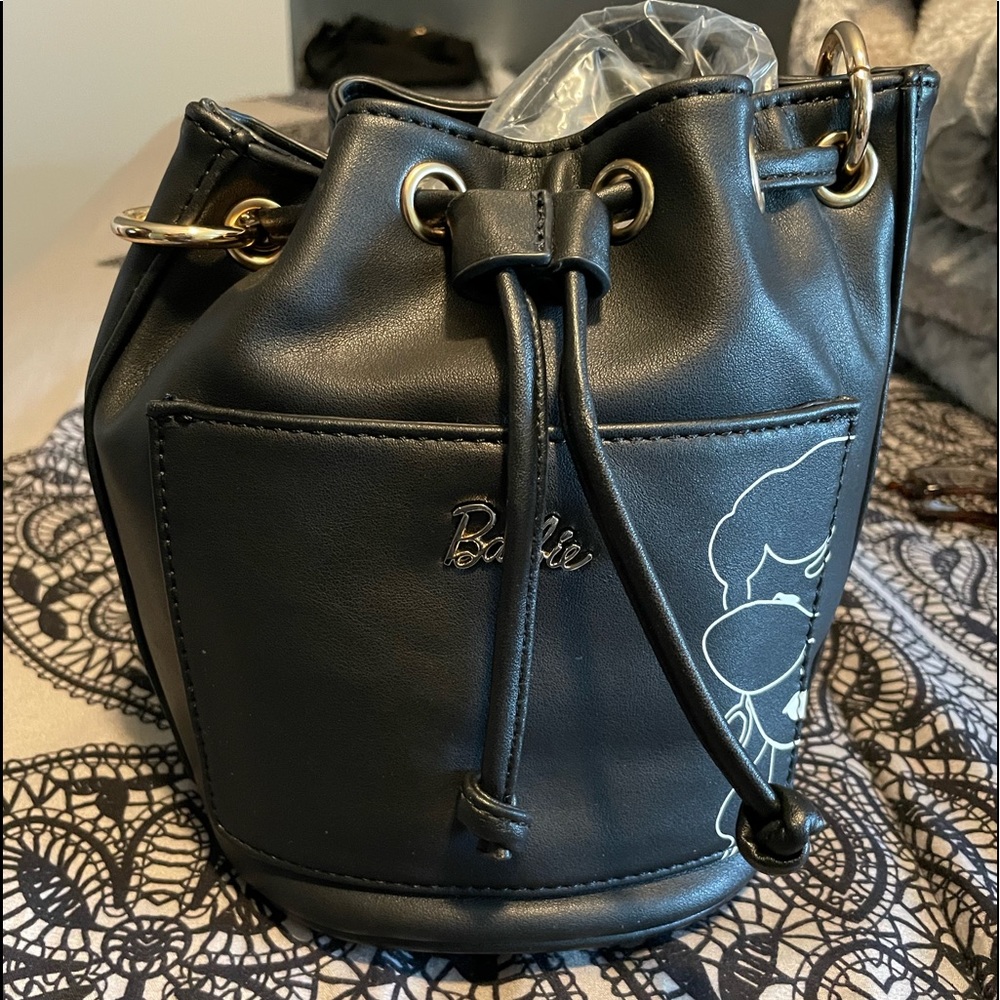 Mini Bucket Bag de Barbie